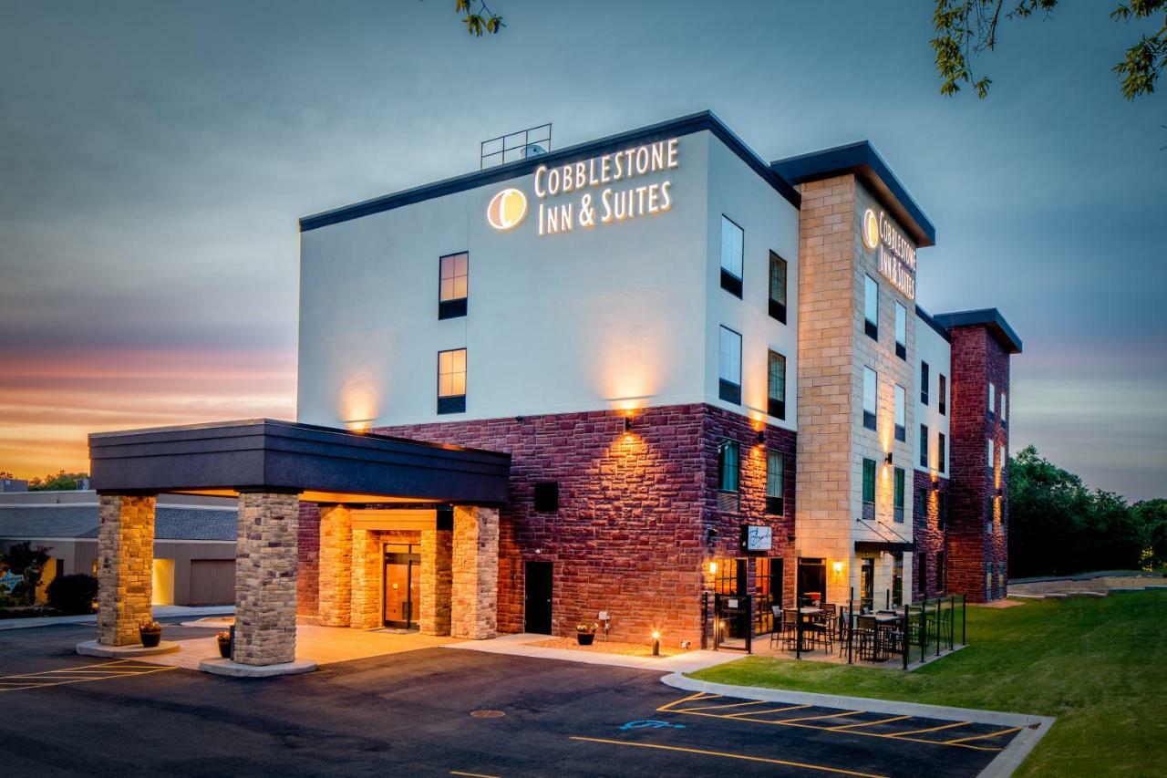 Cobblestone Inn & Suites Fairfield Bay Exterior foto